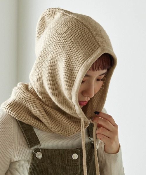 forksy.（フォルクシー）の「【forksy.】ニットフードバラクラバ（ニットキャップ/ビーニー・レディース・グレー/ブラック/アイボリー/ベージュ・FREE）」の9枚目の写真