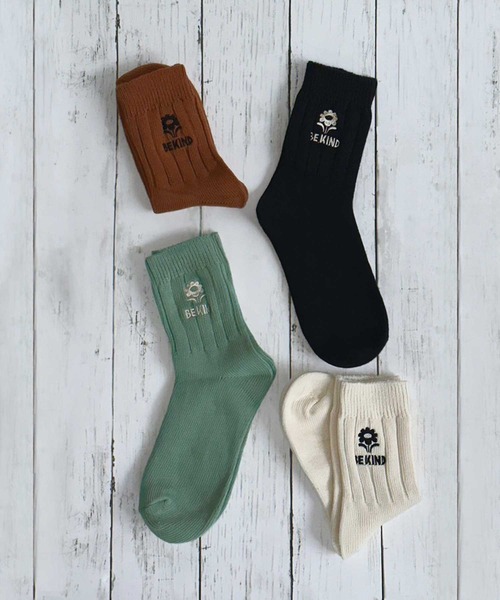ASH（アッシュ）の「【BE KIND SOCK】フラワーデザインソックス 4足セット（ソックス/靴下・レディース・マルチ・ONE SIZE）」の4枚目の写真