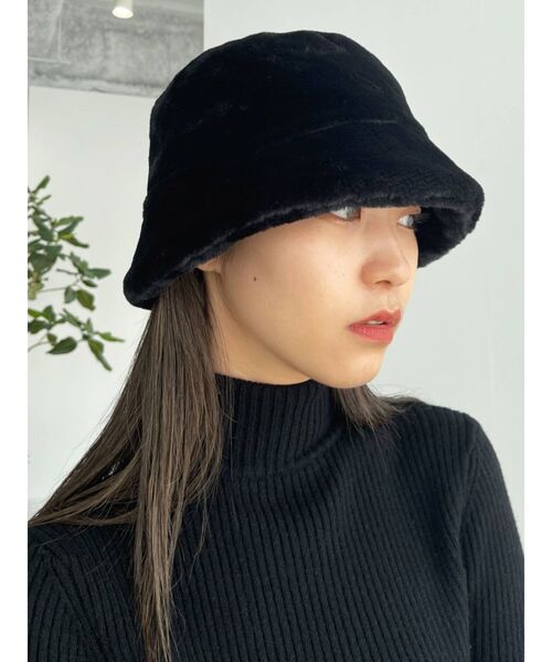 EMODA(エモダ)の「フェイクファーハット(ハット・レディース・ブラック/アイボリー/その他・FREE)」の3枚目の写真