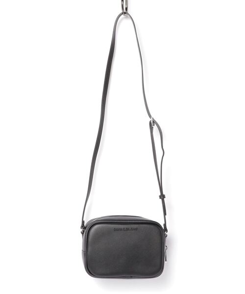 Calvin Klein Jeans(カルヴァンクラインジーンズ)の「Calvin Klein/ カルバンクライン ckロゴ ショルダーバッグ(ショルダーバッグ・レディース・ホワイト/ブラック・FREE)」の5枚目の写真