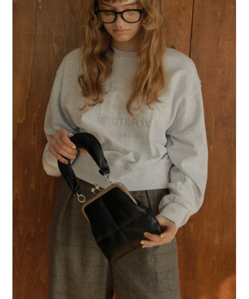 AMAIL（アマイル）の「Marshmallow gama bag（ショルダーバッグ・レディース・アイボリー/ブラック・FREE）」の2枚目の写真