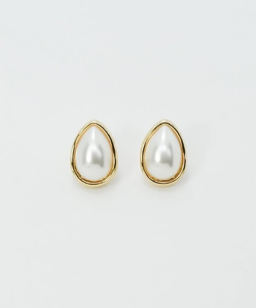 GOLDY(ゴールディ)の「【GOLDY】パール × メタル ドロップ シェイプ ピアス / 1221109 ※(ピアス(両耳用)・レディース・ゴールド/シルバー系その他/シルバー/ゴールド系その他2・FREE)」の5枚目の写真