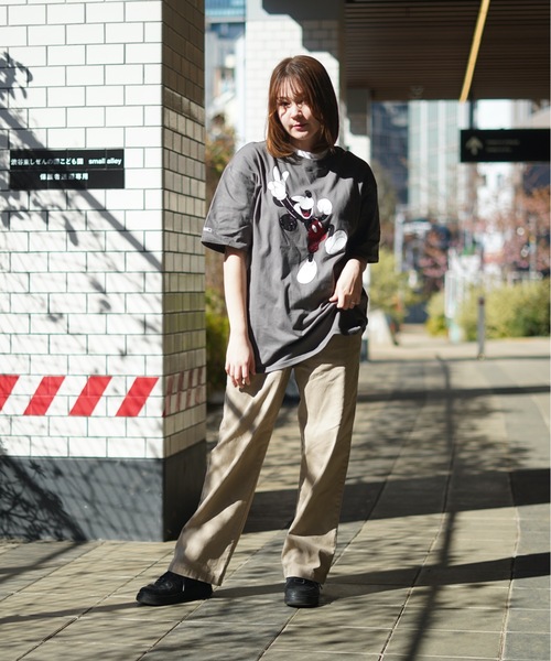 roial(ロイアル)の「DESIGN TEE/ROIAL(ロイアル)半袖Tシャツ(Tシャツ/カットソー・メンズ・ブルー/グリーン/イエロー/チャコールグレー/ホワイト・LARGE/MEDIUM/X-LARGE/SMALL)」の8枚目の写真