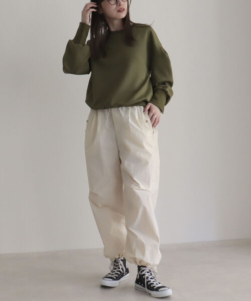 fredy emue（フレディエミュ）の「ボリュームスリーブプルオーバー（Tシャツ/カットソー・レディース・オフホワイト/カーキ/ブラック・38）」の12枚目の写真