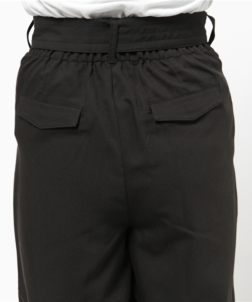 HARE（ハレ）の「フトベルトワイドタックパンツ(HARE)（スラックス・レディース・ブラック/グレー/インディゴブルー・FREE）」の8枚目の写真