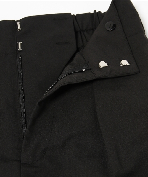 HARE（ハレ）の「フトベルトワイドタックパンツ(HARE)（スラックス・レディース・ブラック/グレー/インディゴブルー・FREE）」の11枚目の写真