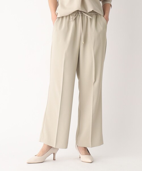 OPAQUE.CLIP（オペークドットクリップ）の「◆ストレッチイージーワイドパンツ【美脚シルエット】（その他パンツ・レディース・オフホワイト/ライトグレー/ベージュ/ブラック・34/36/38/40/42）」の4枚目の写真