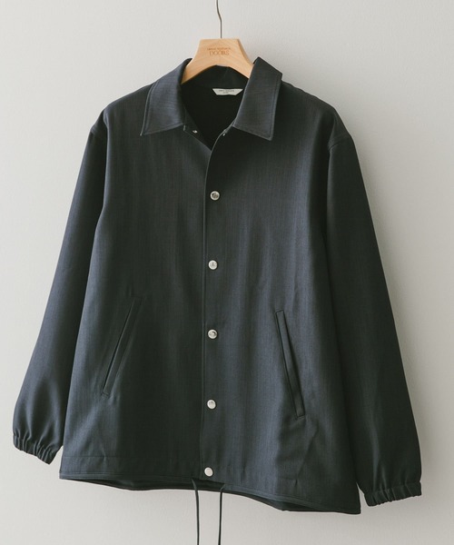 URBAN RESEARCH DOORS（アーバンリサーチドアーズ）の「『セットアップ対応』『吸水速乾』セオアルファコーチジャケット（ブルゾン・メンズ・ネイビー/ブラック/モカ・LARGE/MEDIUM）」の3枚目の写真