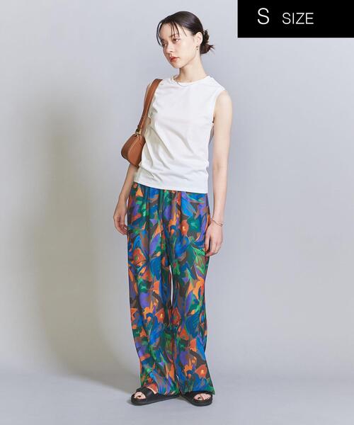 BEAUTY&YOUTH UNITED ARROWS（ビューティーアンドユースユナイテッドアローズ）の「クリアハイゲージコットンブレンド ノースリーブカットソー（Tシャツ/カットソー・レディース・ダークグリーン/オフホワイト/ダークグレー/ライム・S/M）」の15枚目の写真