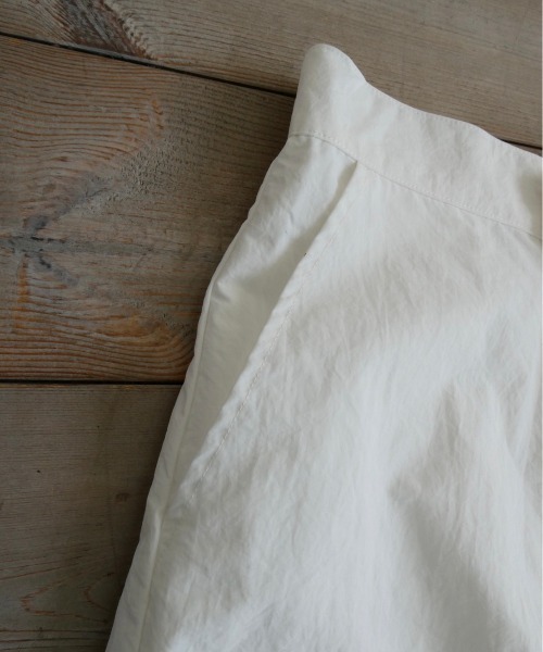 TRUNC（トランクエイティーエイト）の「Syakasyaka Nylon Cargo Pants（カーゴパンツ・レディース・ブラック/アイボリー・FREE）」の13枚目の写真