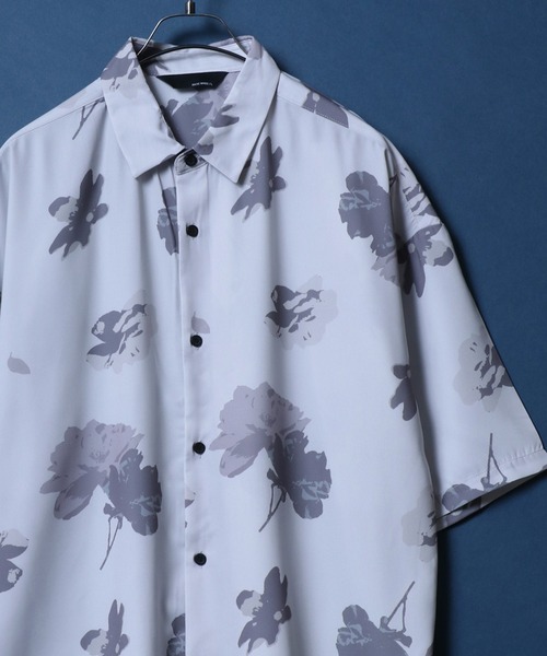 ANPAS(アンパス)の「Cool Touch Total Pattern Print Oversized Silky Shirt/接触冷感 総柄プリント オーバーサイズ シルクタッチ シャツ(シャツ/ブラウス・メンズ・ブラック系その他/グリーン系その他/ホワイト系その他2/ホワイト系その他4/ホワイト系その他5/ブラック系その他2/ブラック系その他3/ブラック系その他4/ブラック系その他5/ホワイト系その他/ホワイト系その他3/ブラック/グレー/ホワイト/ブルー系その他/ホワイト系その他6/ブラック系その他7/ブラック系その他6/ブラック系/ブラック系1/ホワイト系その他7/グレー系その他/ブルー・L/M)」の20枚目の写真