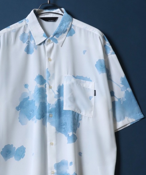 ANPAS(アンパス)の「Cool Touch Total Pattern Print Oversized Silky Shirt/接触冷感 総柄プリント オーバーサイズ シルクタッチ シャツ(シャツ/ブラウス・メンズ・ブラック系その他/グリーン系その他/ホワイト系その他2/ホワイト系その他4/ホワイト系その他5/ブラック系その他2/ブラック系その他3/ブラック系その他4/ブラック系その他5/ホワイト系その他/ホワイト系その他3/ブラック/グレー/ホワイト/ブルー系その他/ホワイト系その他6/ブラック系その他7/ブラック系その他6/ブラック系/ブラック系1/ホワイト系その他7/グレー系その他/ブルー・L/M)」の2枚目の写真