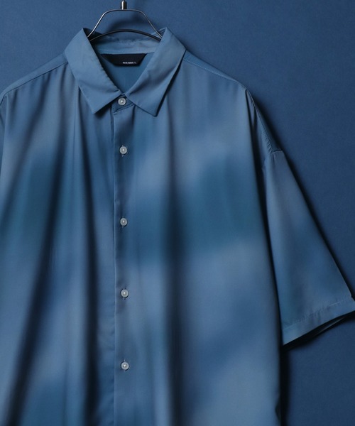ANPAS(アンパス)の「Cool Touch Total Pattern Print Oversized Silky Shirt/接触冷感 総柄プリント オーバーサイズ シルクタッチ シャツ(シャツ/ブラウス・メンズ・ブラック系その他/グリーン系その他/ホワイト系その他2/ホワイト系その他4/ホワイト系その他5/ブラック系その他2/ブラック系その他3/ブラック系その他4/ブラック系その他5/ホワイト系その他/ホワイト系その他3/ブラック/グレー/ホワイト/ブルー系その他/ホワイト系その他6/ブラック系その他7/ブラック系その他6/ブラック系/ブラック系1/ホワイト系その他7/グレー系その他/ブルー・L/M)」の22枚目の写真
