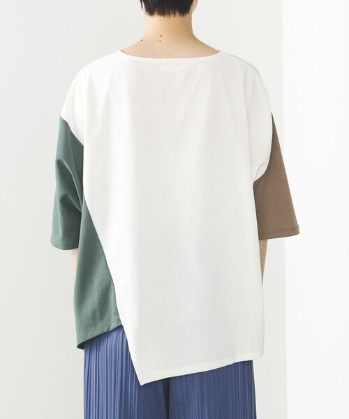 BEAMS HEART(ビームスハート)の「BEAMS HEART / ビッグブロッキング プルオーバー(Tシャツ/カットソー・レディース・ブラウン系その他3/オフホワイト/チャコールグレー・FREE)」の11枚目の写真
