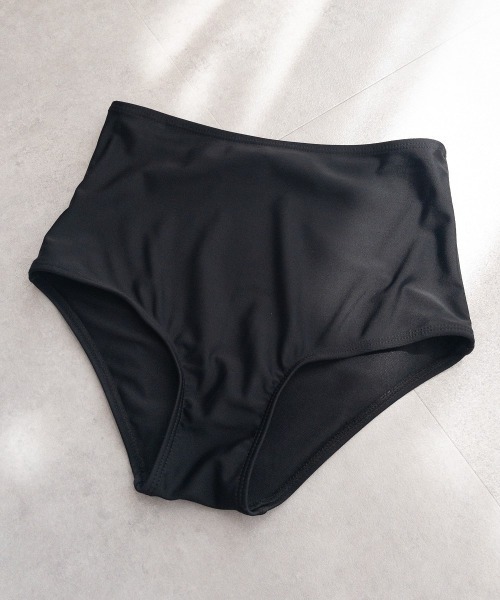 QFORON（キュフォロン）の「シアートップス付きハイウェスト水着セットアップ（水着・レディース・ブラック・LL/M/L）」の22枚目の写真