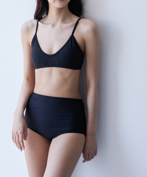 QFORON（キュフォロン）の「シアートップス付きハイウェスト水着セットアップ（水着・レディース・ブラック・LL/M/L）」の14枚目の写真