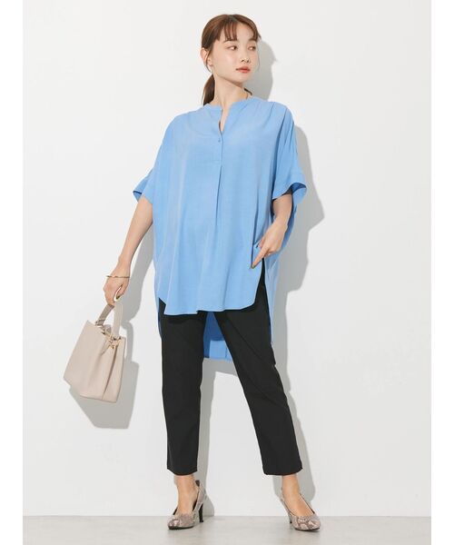 AMERICAN HOLIC（アメリカンホリック）の「接触冷感スキッパーリネンブレンドシャツチュニック（チュニック・レディース・オフホワイト/サックスブルー/ネイビー/ホワイト系その他6/ブルー系その他4/ピンク・M/L）」の14枚目の写真