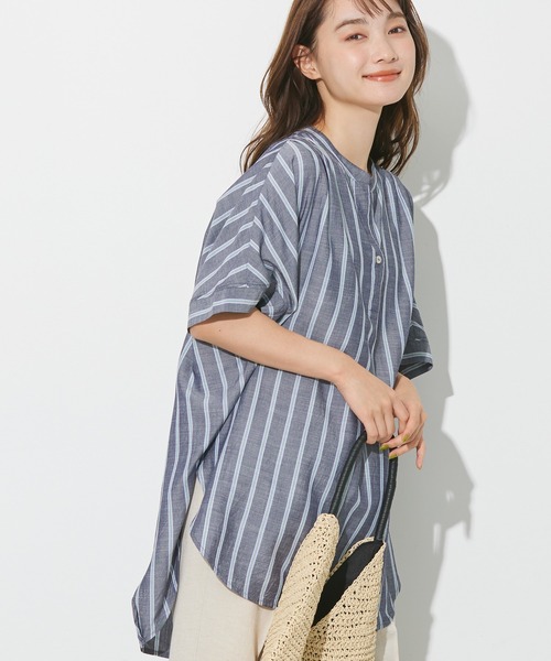 AMERICAN HOLIC（アメリカンホリック）の「接触冷感スキッパーリネンブレンドシャツチュニック（チュニック・レディース・オフホワイト/サックスブルー/ネイビー/ホワイト系その他6/ブルー系その他4/ピンク・M/L）」の6枚目の写真