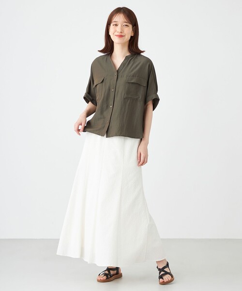 SHARE PARK（シェアパーク）の「【洗える】ドルマンスリーブサテンシャツ（シャツ/ブラウス・レディース・アイボリー系/カーキ系・MEDIUM）」の19枚目の写真