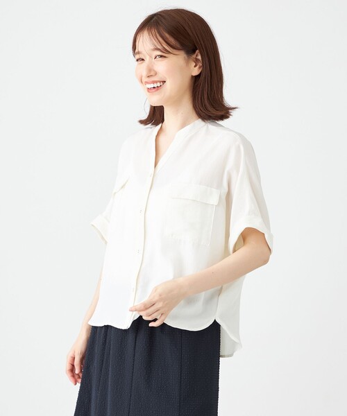 SHARE PARK（シェアパーク）の「【洗える】ドルマンスリーブサテンシャツ（シャツ/ブラウス・レディース・アイボリー系/カーキ系・MEDIUM）」の20枚目の写真