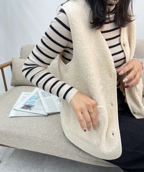 BELLUNA(ベルーナ)の「ヘビロテ確実!ふんわり華奢魅せ プードルボアベスト(ベスト・レディース・ブラック/グレイッシュベージュ/アイボリー/ブラウン・MEDIUM/LARGE/X-LARGE)」の13枚目の写真