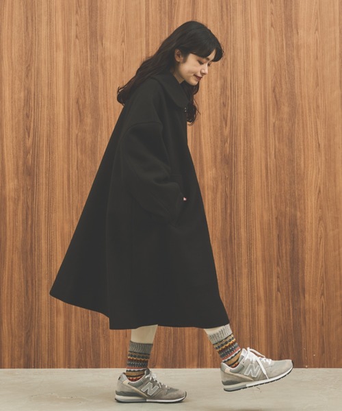 MERLOT（メルロー）の「Aライン丸襟コート（ステンカラーコート・レディース・ボルドー/ブラック・FREE）」の5枚目の写真