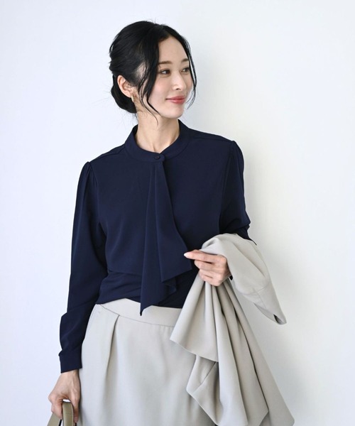 Ehre style(エーレスタイル)の「Ehrestyleオリジナル 可愛くならないきれいめボウタイブラウス長袖(シャツ/ブラウス・レディース・ブラック×ホワイト/ブラック/グレー/ベージュ/ホワイト/ピンク/ネイビー/ブルー・M/S/L)」の16枚目の写真