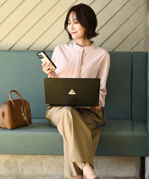 Ehre style(エーレスタイル)の「Ehrestyleオリジナル 可愛くならないきれいめボウタイブラウス長袖(シャツ/ブラウス・レディース・ブラック×ホワイト/ブラック/グレー/ベージュ/ホワイト/ピンク/ネイビー/ブルー・M/S/L)」の18枚目の写真