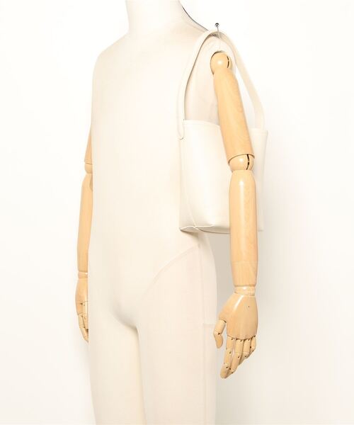 flower(フラワー)の「シャープハンドルバッグ(ショルダーバッグ・レディース・ホワイト・FREE)」の17枚目の写真