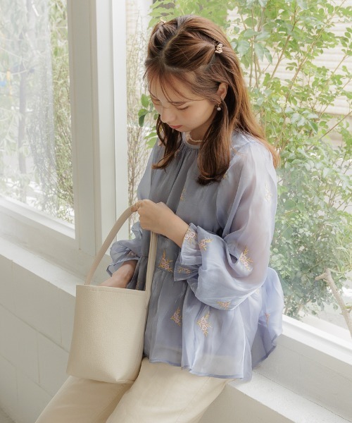 flower(フラワー)の「シャープハンドルバッグ(ショルダーバッグ・レディース・ホワイト・FREE)」の4枚目の写真