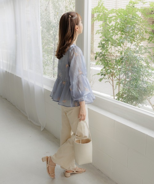 flower(フラワー)の「シャープハンドルバッグ(ショルダーバッグ・レディース・ホワイト・FREE)」の6枚目の写真