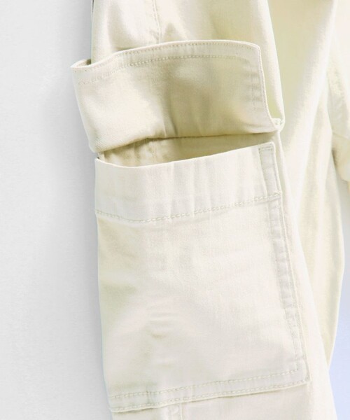 BRANSHES（ブランシェス）の「ストレッチツイル/カーゴパンツ（カーゴパンツ・キッズ・ベージュ/カーキオリーブ・130/120/140/110/100/150）」の15枚目の写真