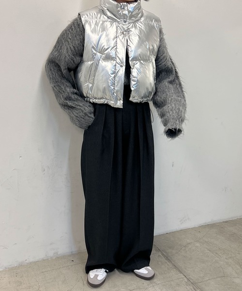 WEGO（ウィゴー）の「WEGO/シャイニーショートパデッドベスト（ダウンベスト・レディース・ブラック/シルバー・FREE）」の3枚目の写真