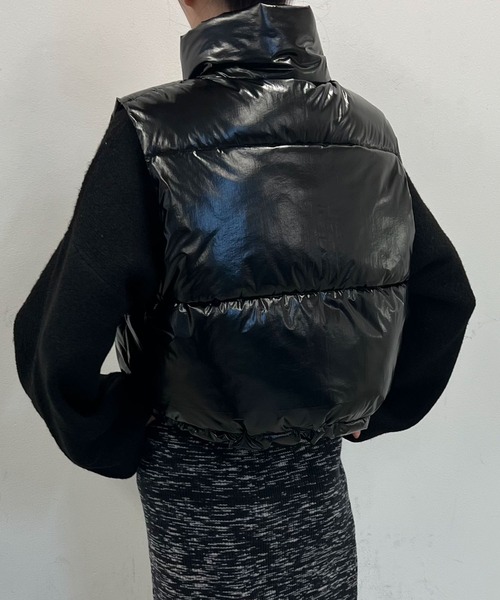 WEGO（ウィゴー）の「WEGO/シャイニーショートパデッドベスト（ダウンベスト・レディース・ブラック/シルバー・FREE）」の8枚目の写真