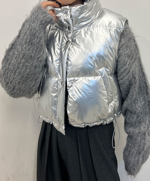 WEGO（ウィゴー）の「WEGO/シャイニーショートパデッドベスト（ダウンベスト・レディース・ブラック/シルバー・FREE）」の7枚目の写真