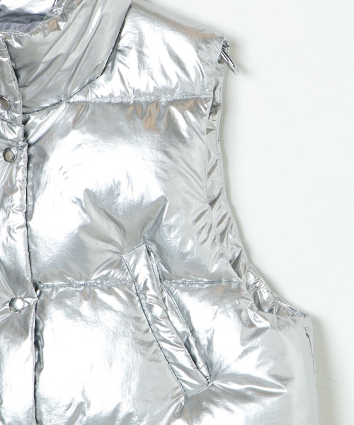 WEGO（ウィゴー）の「WEGO/シャイニーショートパデッドベスト（ダウンベスト・レディース・ブラック/シルバー・FREE）」の16枚目の写真