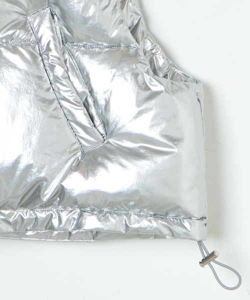 WEGO（ウィゴー）の「WEGO/シャイニーショートパデッドベスト（ダウンベスト・レディース・ブラック/シルバー・FREE）」の18枚目の写真