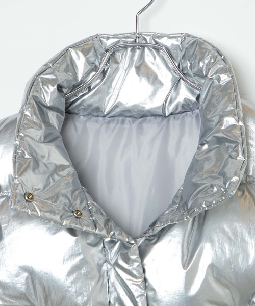 WEGO（ウィゴー）の「WEGO/シャイニーショートパデッドベスト（ダウンベスト・レディース・ブラック/シルバー・FREE）」の20枚目の写真