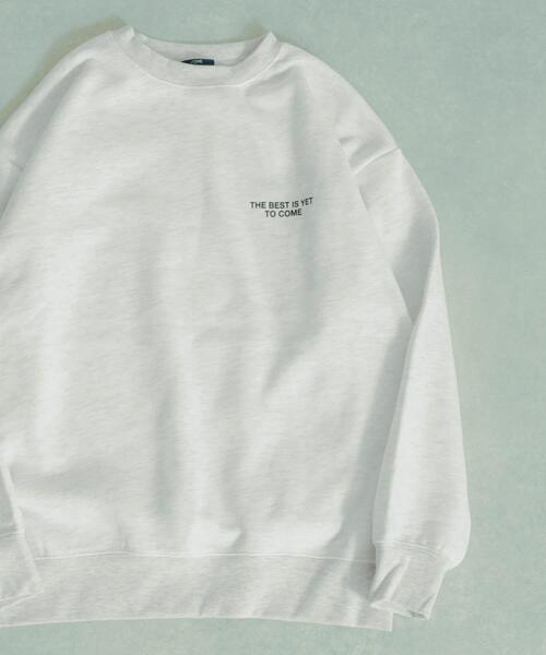 ITEMS URBANRESEARCH（アイテムズ アーバンリサーチ）の「ワンポイントロゴクルーネックスウェットプルオーバー（スウェット・メンズ・グレー系その他/グリーン/オートミール/ブラック・LARGE/MEDIUM）」の4枚目の写真