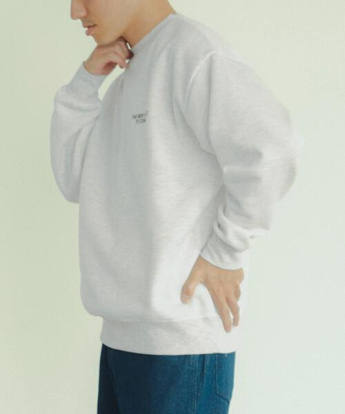 ITEMS URBANRESEARCH（アイテムズ アーバンリサーチ）の「ワンポイントロゴクルーネックスウェットプルオーバー（スウェット・メンズ・グレー系その他/グリーン/オートミール/ブラック・LARGE/MEDIUM）」の8枚目の写真