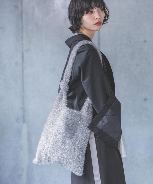 PAGEBOY(ページボーイ)の「シャイニーニットトート(トートバッグ・レディース・オフホワイト/シルバー/ブラック・FREE)」の3枚目の写真