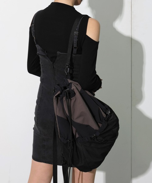 FOLLOWIN（フォロウィン）の「[UNISEX]3カラーストリングメッシュリュック（バックパック/リュック・レディース・グレー/ブラック/カーキ・ONE SIZE）」の10枚目の写真