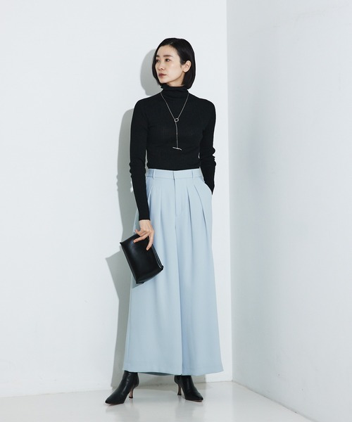 qualite（カリテ）の「シームレスタートルニット（ニット/セーター・レディース・ブラック・フリー）」の8枚目の写真