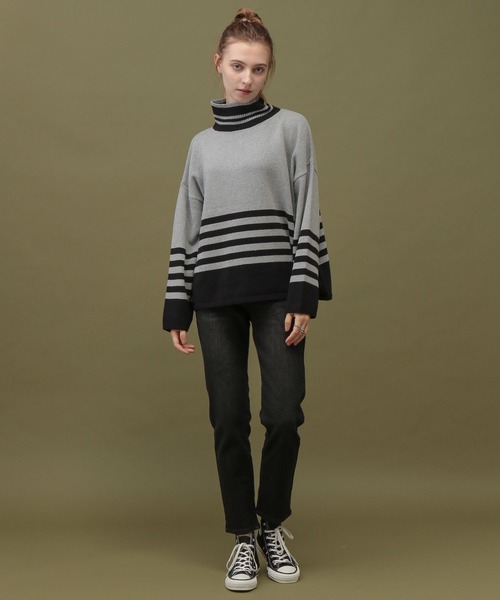 saloon（サルーン）の「SALOON(サルーン)/アソートタートルゆるニット【洗濯機洗い可】（ニット/セーター・レディース・ブラック/オフホワイト/グレー系その他/イエロー/ネイビー系/ベージュ系その他/ブラック系その他/ブルー/グリーン・FREE）」の11枚目の写真