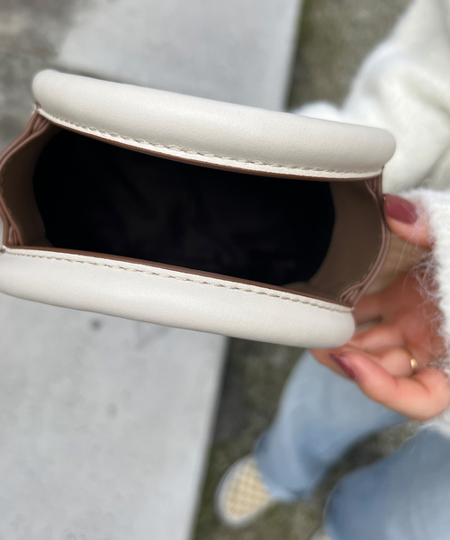 Rouge vif（ルージュヴィフ）の「【ORSETTO/オルセット】NOCEレザーハンドバッグ（ハンドバッグ・レディース・ブラック/アイボリー・フリー）」の11枚目の写真