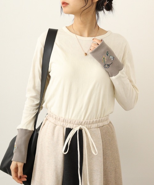 Emago(イマゴ)の「EMAGO 袖リブ切替えロングスリーブ(Tシャツ/カットソー・レディース・アイボリー/グリーン/ネイビー/杢グレー・FREE)」の9枚目の写真