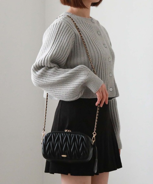 archives(アルシーヴ)の「ウェーブキルトスクエアショルダー(ショルダーバッグ・レディース・ブラック/アイボリー/グレー・FREE)」の15枚目の写真