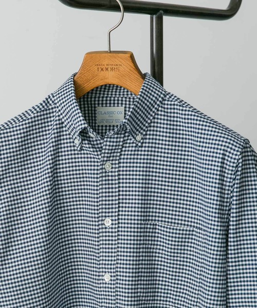 URBAN RESEARCH DOORS（アーバンリサーチドアーズ）の「『イージーケア』LIFE STYLE TAILOR　マルチスペックCLASSIC OX BDシャツ（シャツ/ブラウス・メンズ・ストライプ/チェック/ブルー/ホワイト・SMALL/MEDIUM/LARGE）」の4枚目の写真