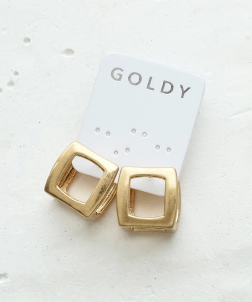 GOLDY(ゴールディ)の「【GOLDY】スクエア ホロウ ワンタッチ ピアス / 1220705 CS-2311 ※(ピアス(両耳用)・レディース・シルバー/シルバー系その他/ゴールド系その他2/ゴールド・FREE)」の4枚目の写真