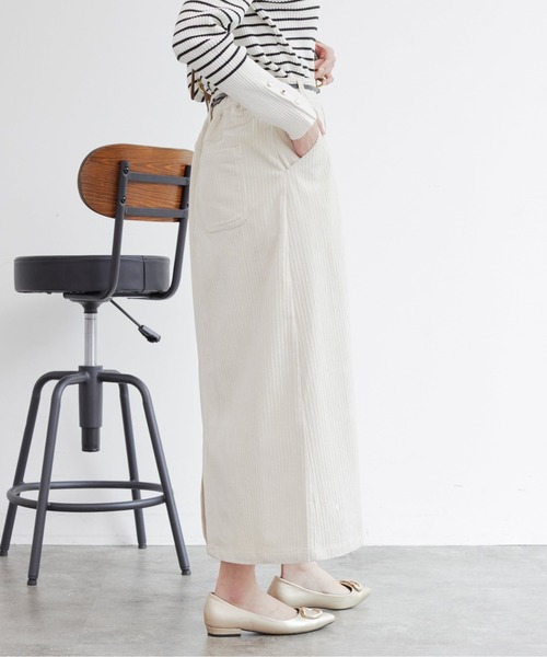 Chez toi（シェトワ）の「コーデュロイロングスカート（スカート・レディース・チャコールグレー/アイボリー/キャメル・FREE）」の6枚目の写真